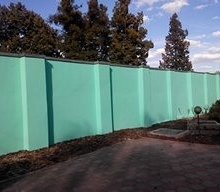 Покраска забора на Баварии